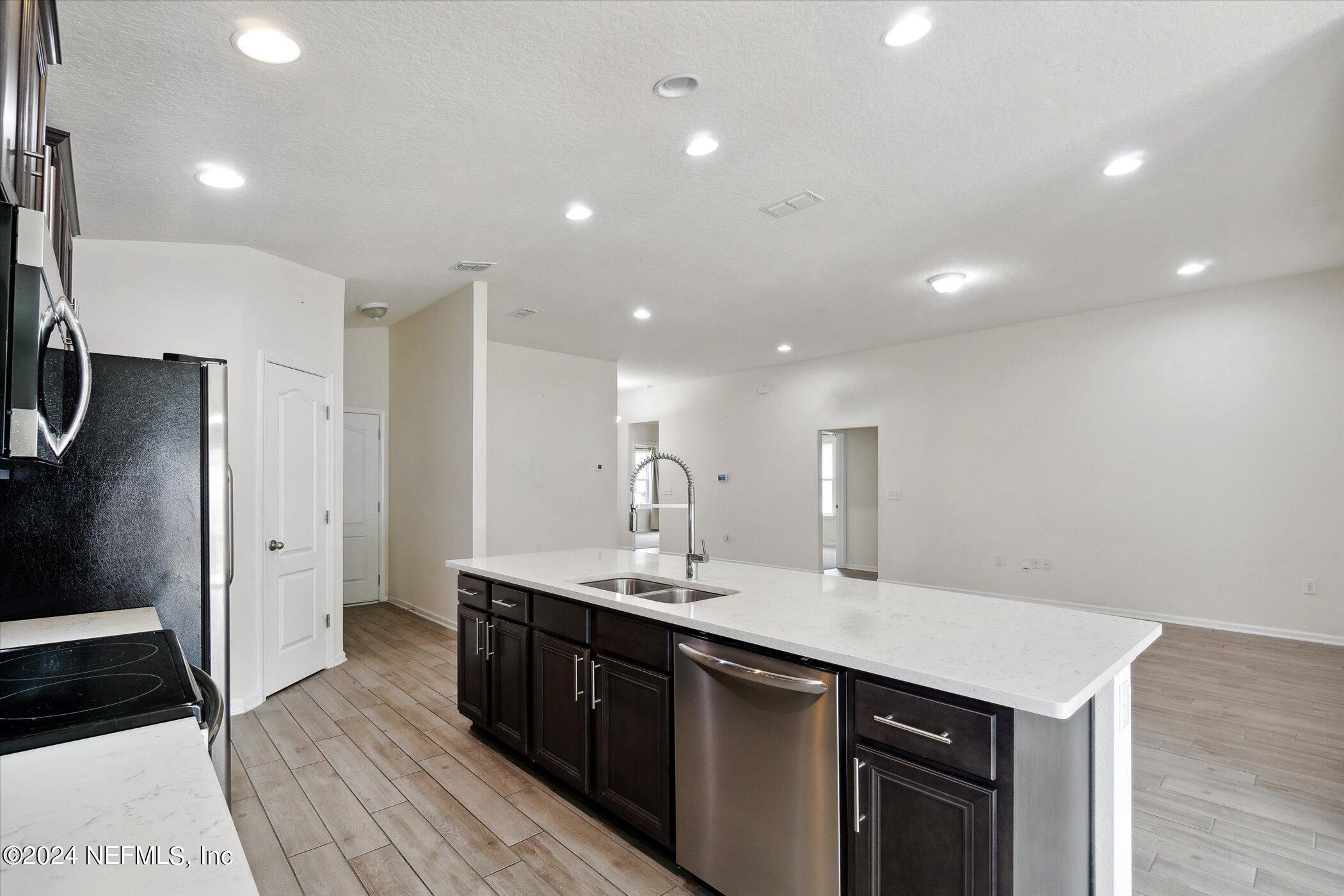 8046 Arctic Fox Road Jacksonville, FL 32222 - Photo 11 of 35 13-8046-Arctic-Fox-Rd-Jacksonville-FL-32