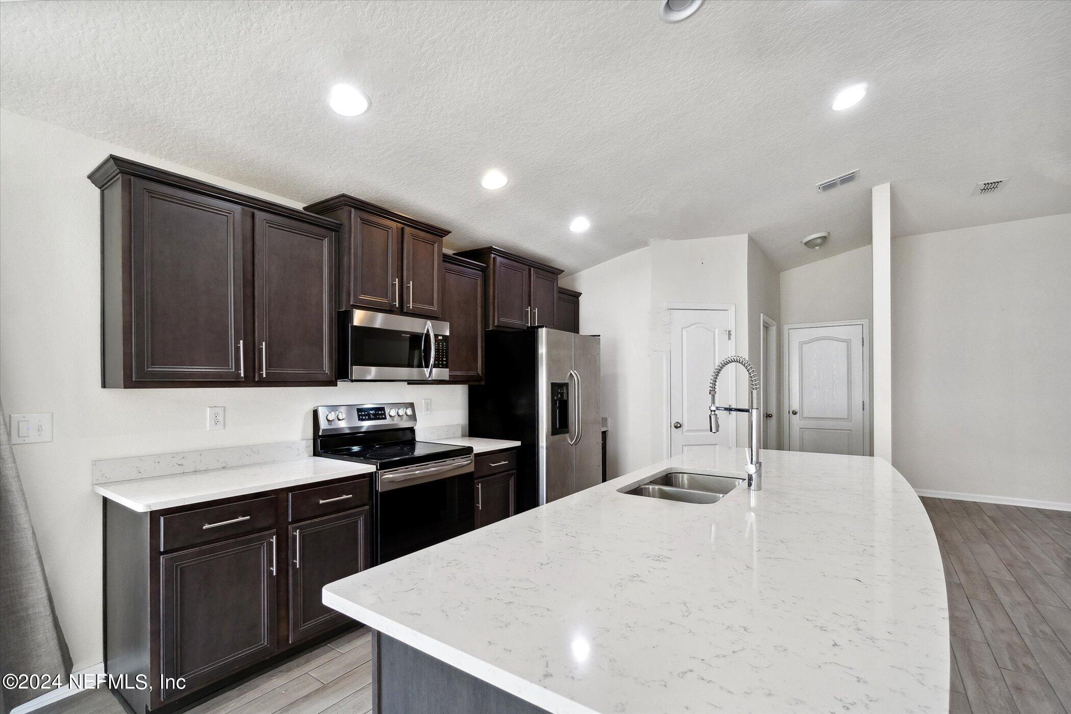 8046 Arctic Fox Road Jacksonville, FL 32222 - Photo 10 of 35 12-8046-Arctic-Fox-Rd-Jacksonville-FL-32