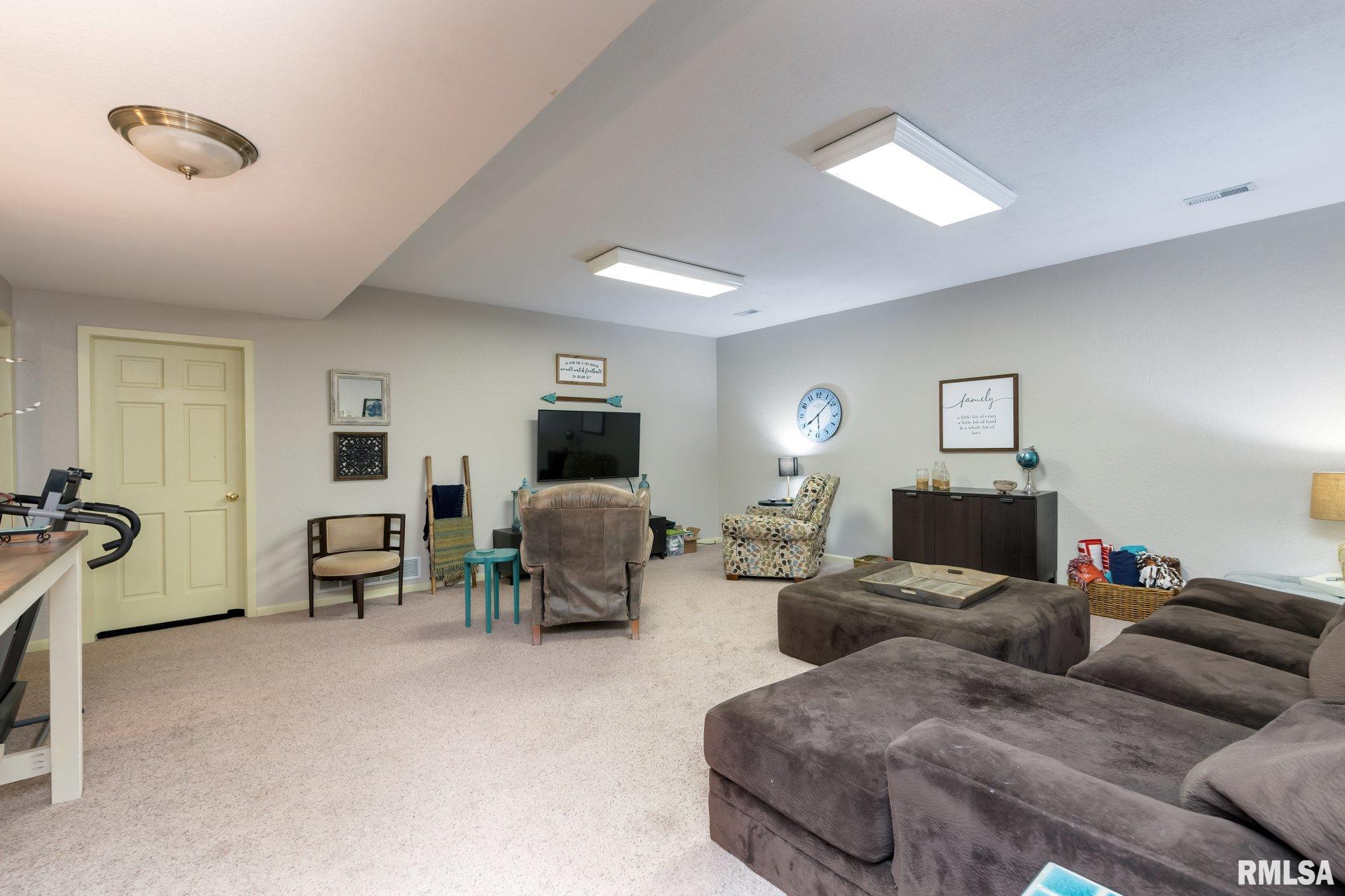 25787 Angel Ferry Road Geneseo, IL 61254 - Photo 19 of 38 Gallery Image 19