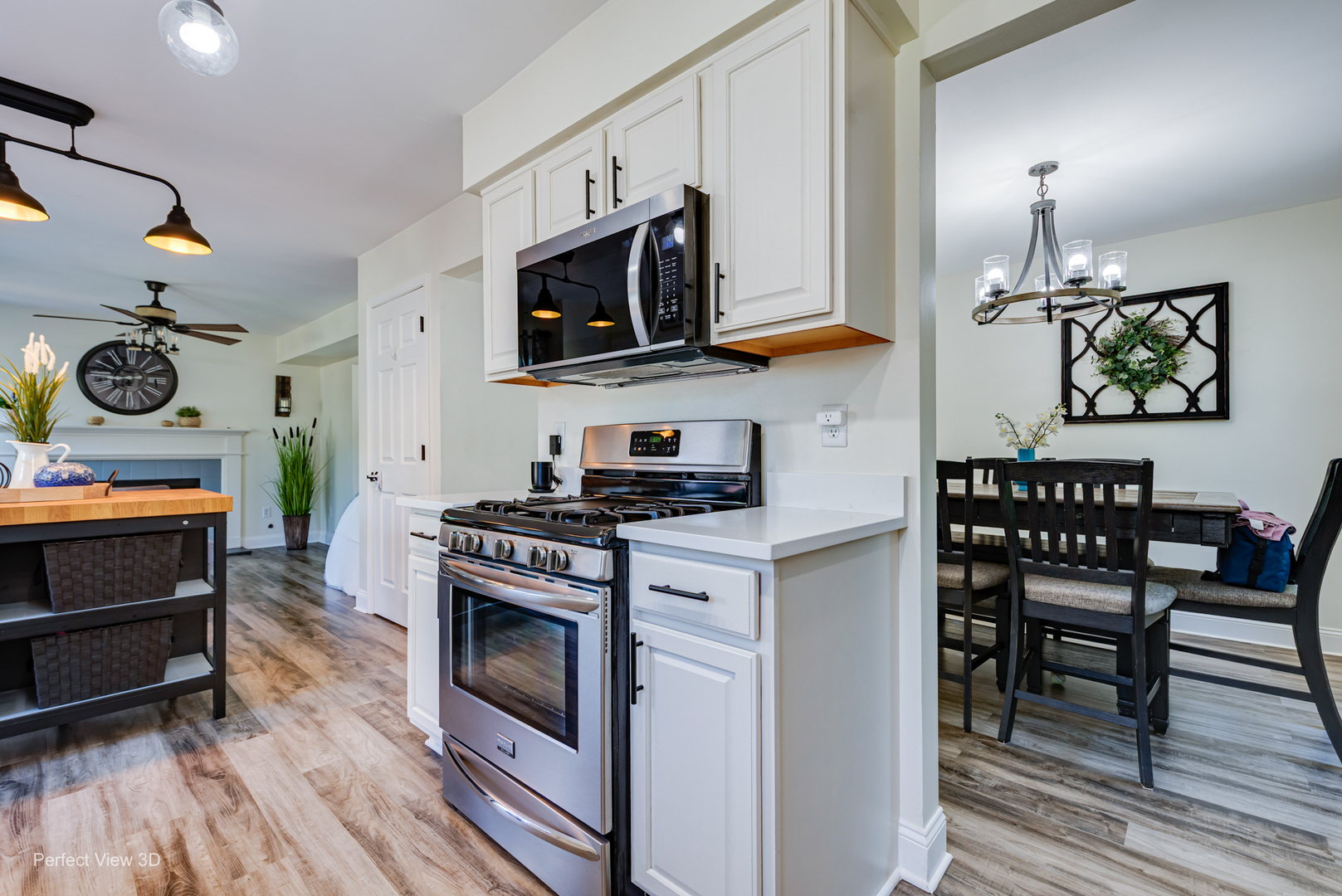 243 Stamford Court Romeoville, IL 60446 - Photo 7 of 33