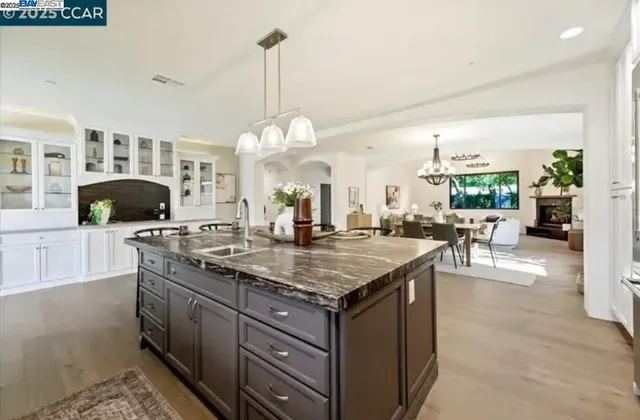 $10,000 | 132 Quinterra Lane, Danville, CA 94526