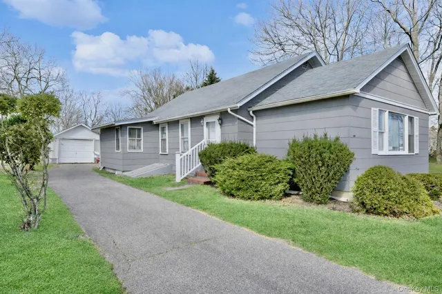 $749,000 | 265 Hummel Avenue, Southold, NY 11971