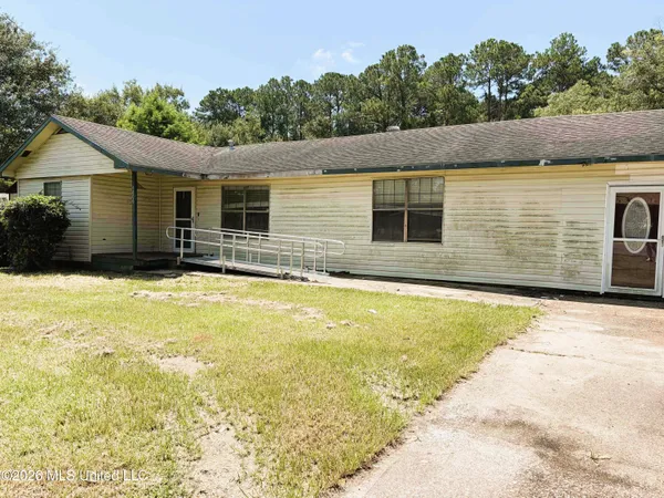 $79,900 | 4606 General Ike Boulevard, Moss Point, MS 39563