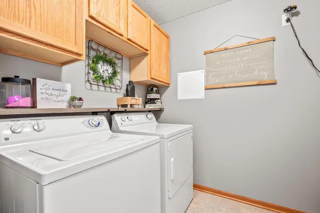 $299,900 | 1249 Majestic Avenue, Unit 316, Maplewood, MN 55109