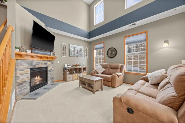 $299,900 | 1249 Majestic Avenue, Unit 316, Maplewood, MN 55109