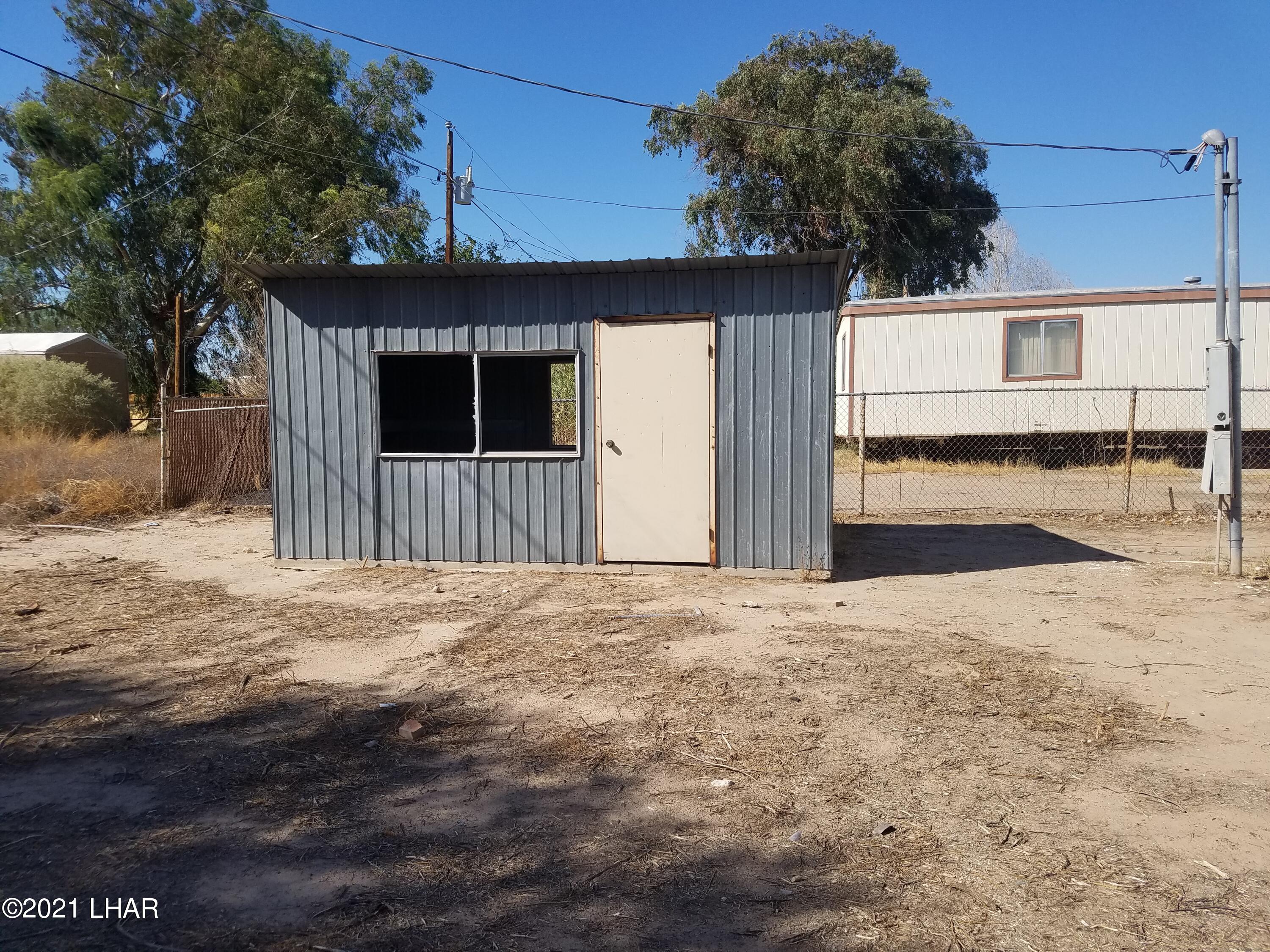 10573-579 Mint Road Mohave Valley, AZ 86440 - Photo 7 of 11 Rear of 10579