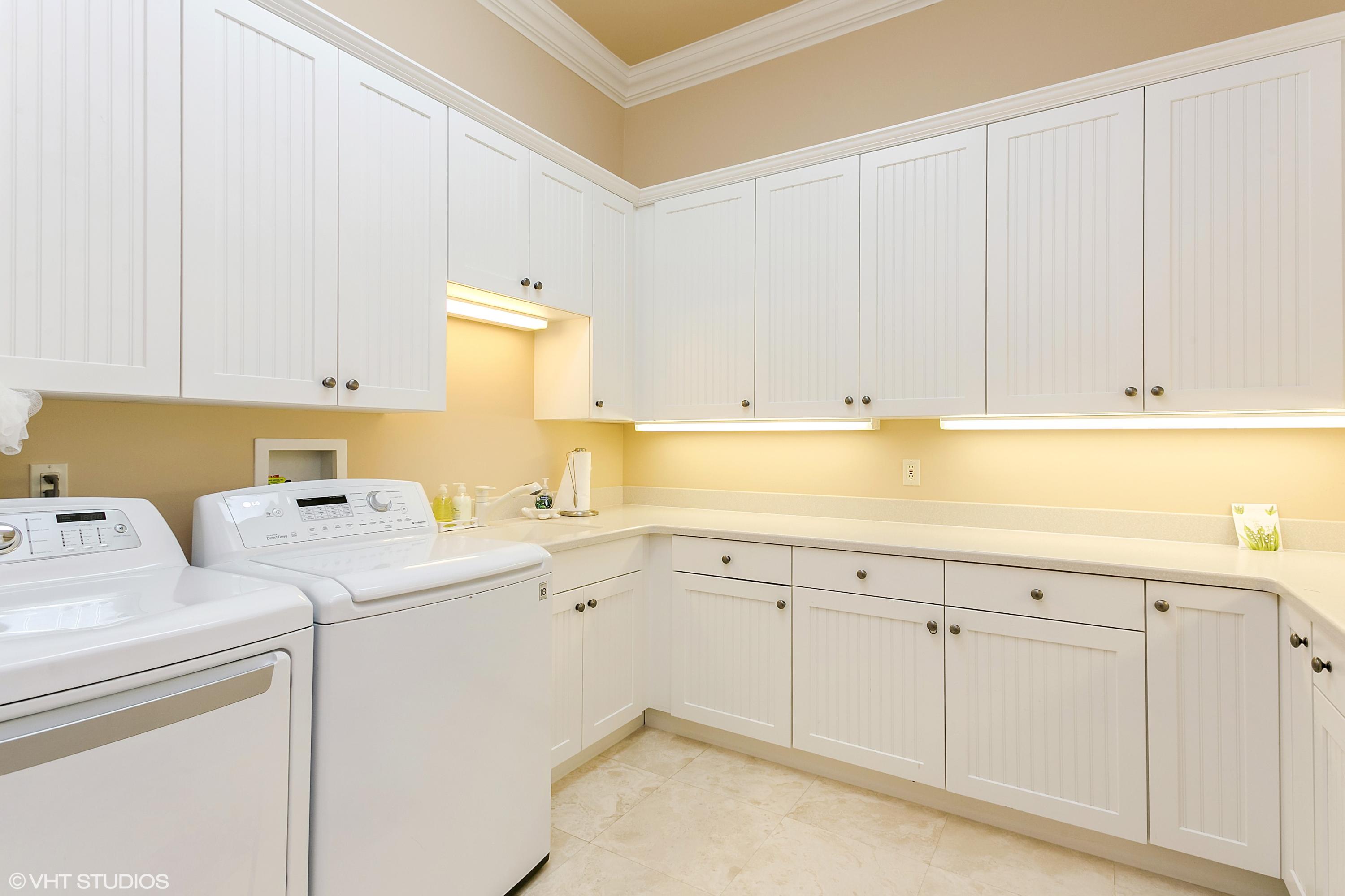 119 Terrapin Trail Jupiter, FL 33458 - Photo 17 of 41 25_119TerratinTer_44_LaundryRoom_HiRes