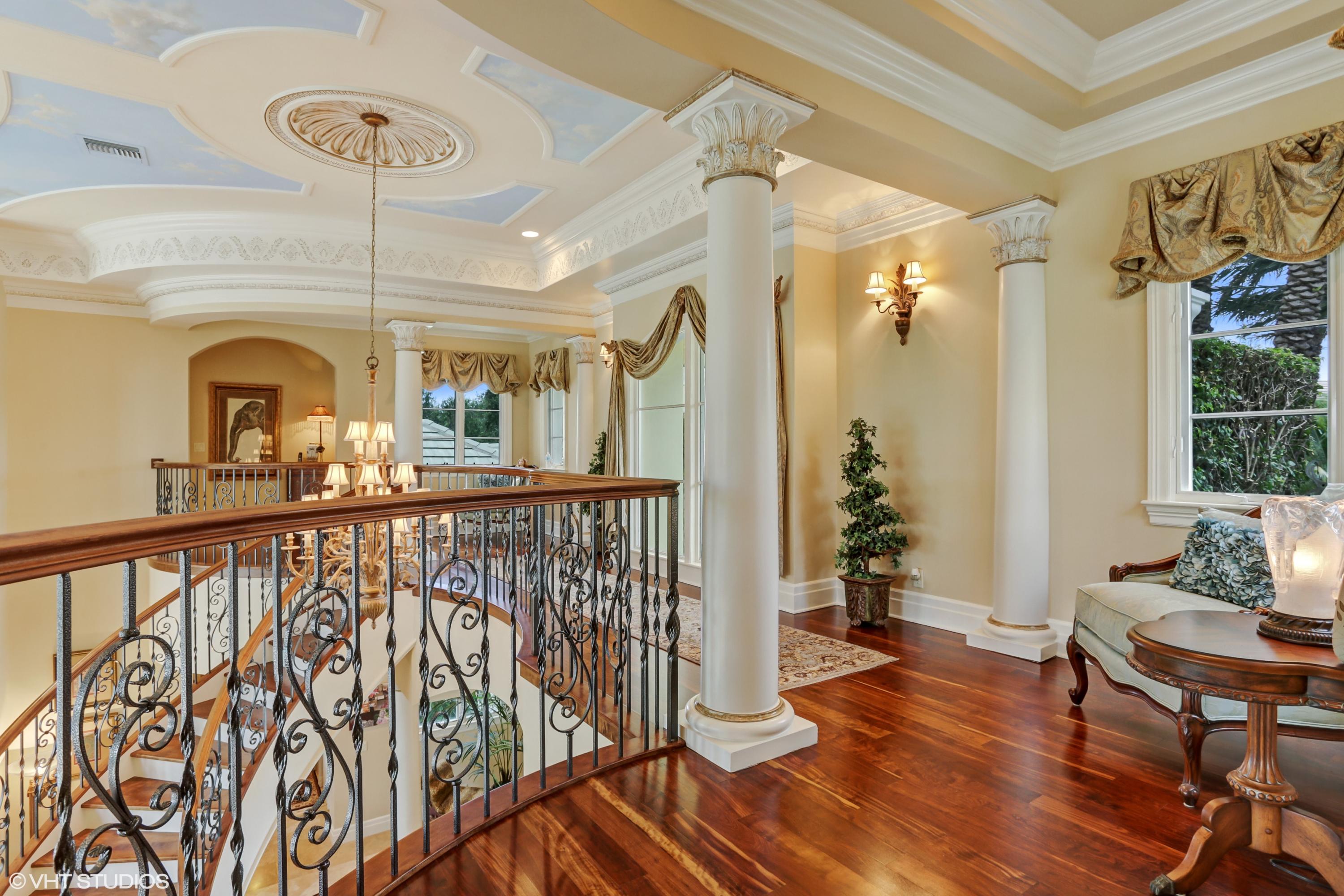 119 Terrapin Trail Jupiter, FL 33458 - Photo 18 of 41 24_119TerratinTer_174_2ndFloorCorridor_H