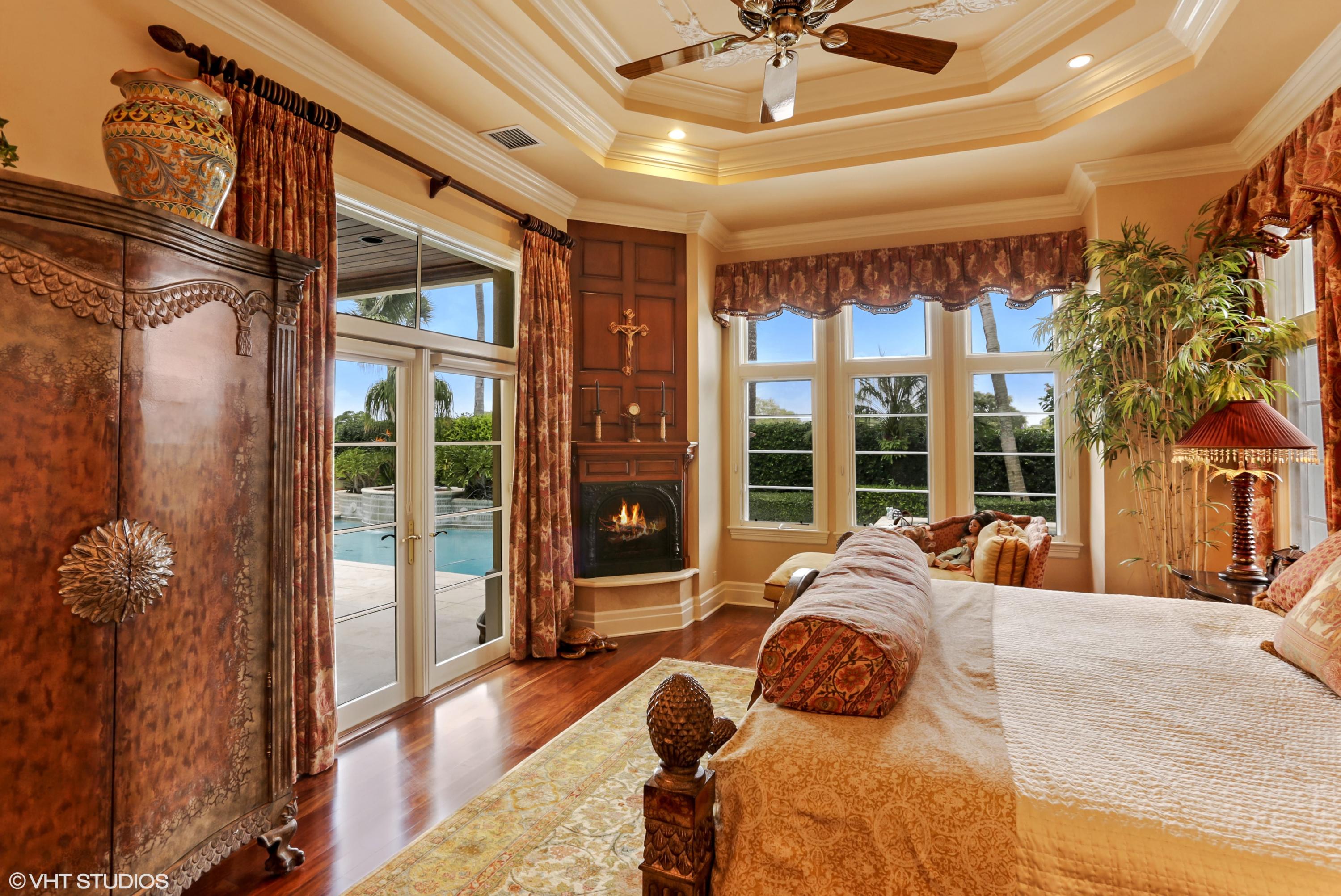 119 Terrapin Trail Jupiter, FL 33458 - Photo 28 of 41 14_119TerratinTer_178_MasterBedroom_HiRe