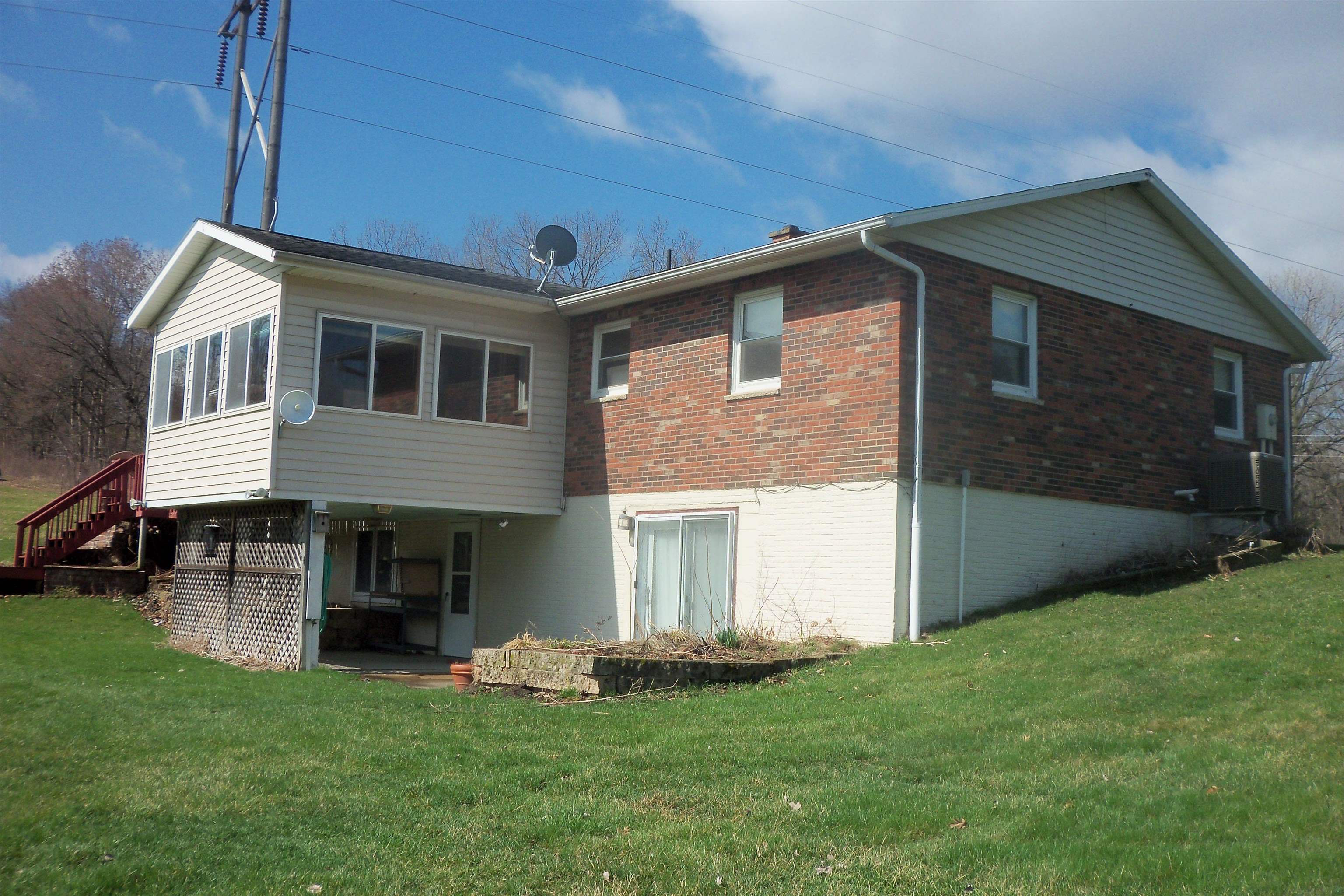 481 North Pilot Knob Road Galena, IL 61036 - Photo 3 of 44 Gallery Image 3