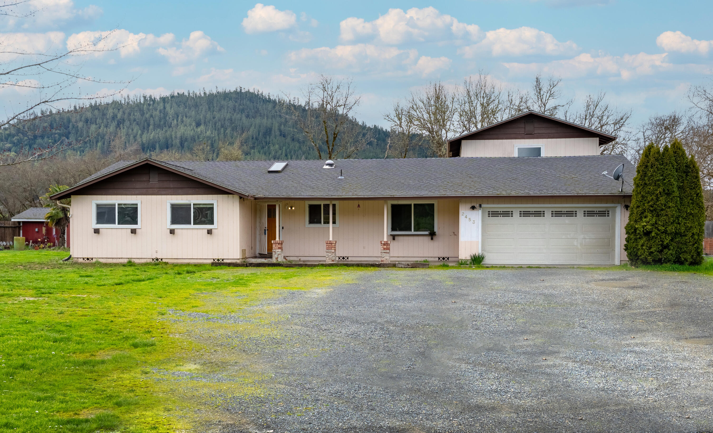 2453 Stringer Gap Road Grants Pass, OR 97527 - Photo 1 of 95