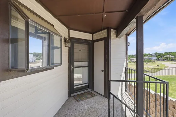$200,000 | 275 Henry M Chandler Drive, Unit 3, Rockwall, TX 75032