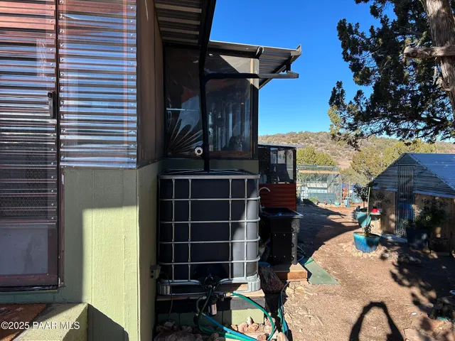 a view of a outdoor space