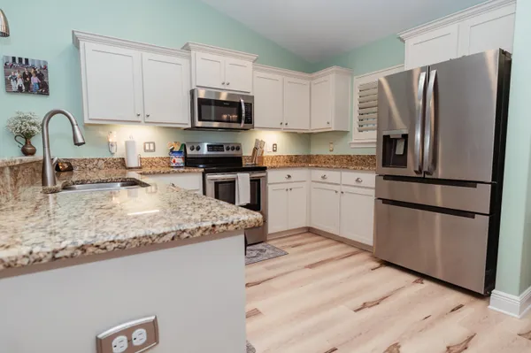 $2,185 | 2200 Jernigan Drive, Crestview, FL 32536