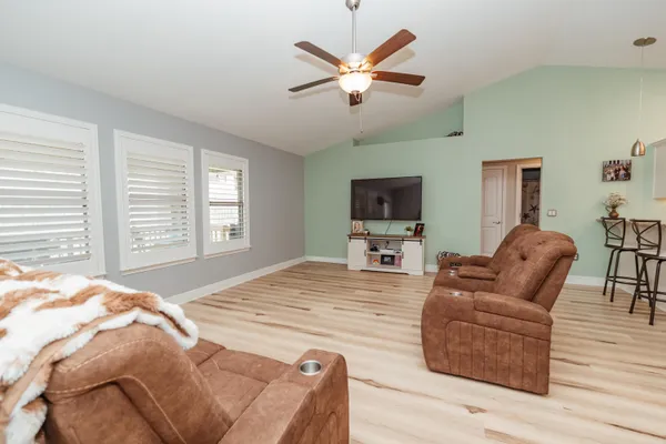 $2,185 | 2200 Jernigan Drive, Crestview, FL 32536