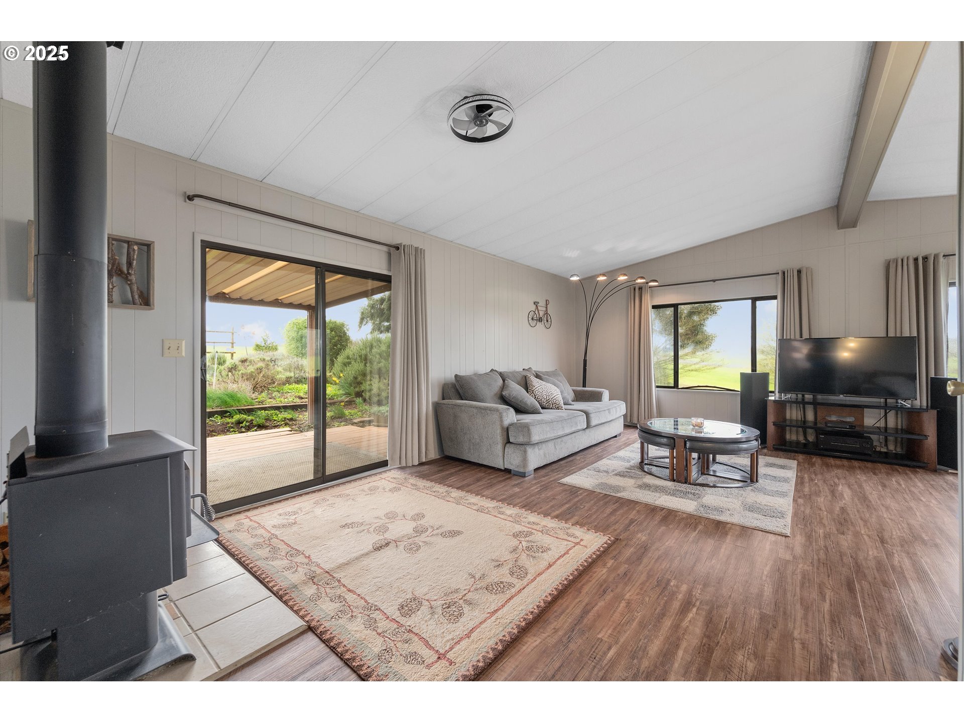 12855 Dyck Road Dallas, OR 97338 - Photo 12 of 44