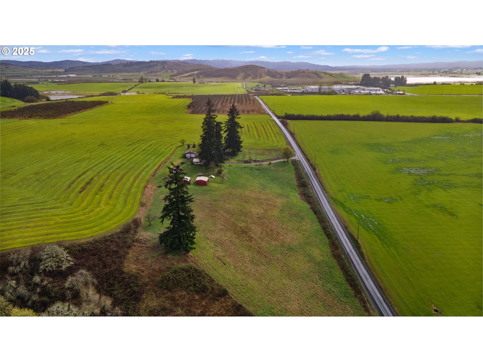 12855 Dyck Road Dallas, OR 97338 - Photo 39 of 44