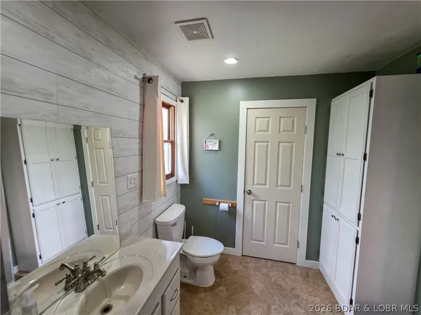 $338,000 | 15999 Old Marvin Road, Barnett, MO 65011