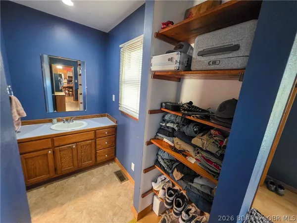 $338,000 | 15999 Old Marvin Road, Barnett, MO 65011