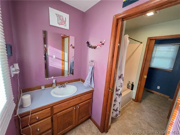 $338,000 | 15999 Old Marvin Road, Barnett, MO 65011
