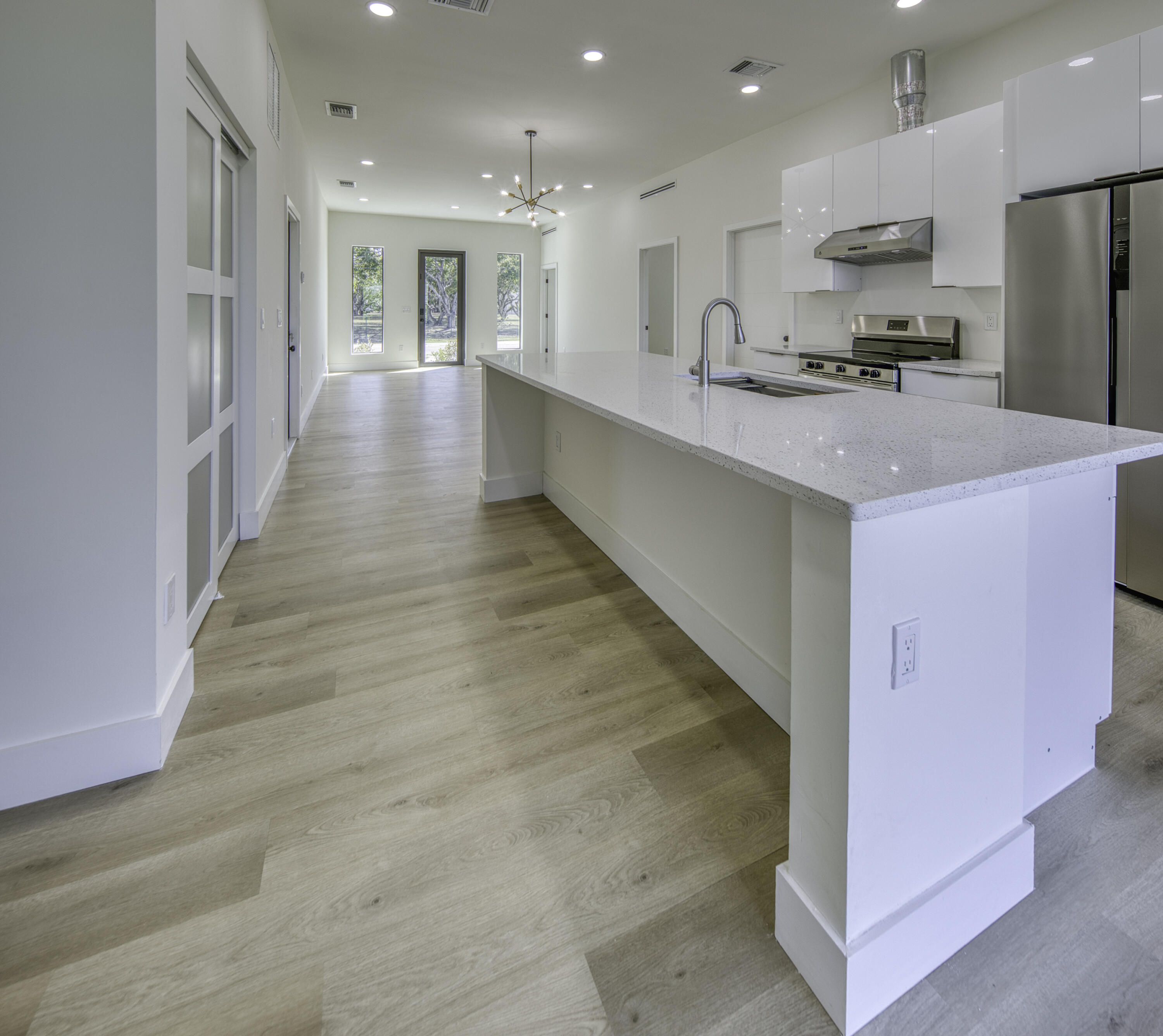 4855 Elmhurst Road West Palm Beach, FL 33417 - Photo 7 of 36 4R7A1423_hdr_panorama