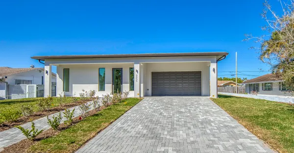 $3,800 | 4855 Elmhurst Road, West Palm Beach, FL 33417