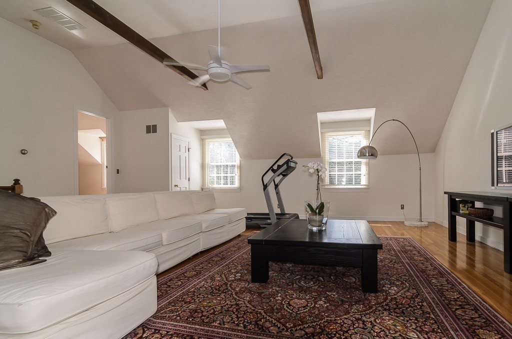 7 Village Hill Road Dover, MA 02030 - Photo 13 of 26 Gallery Image 13