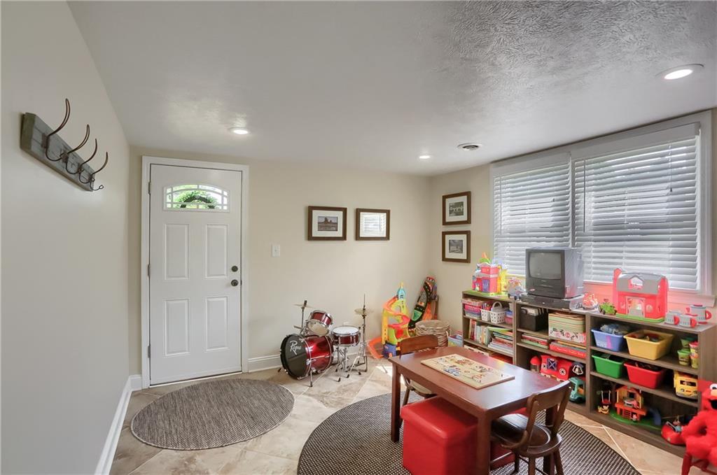 1420 Old Princeton Road New Castle, PA 16101 - Photo 21 of 23 Gallery Image 21