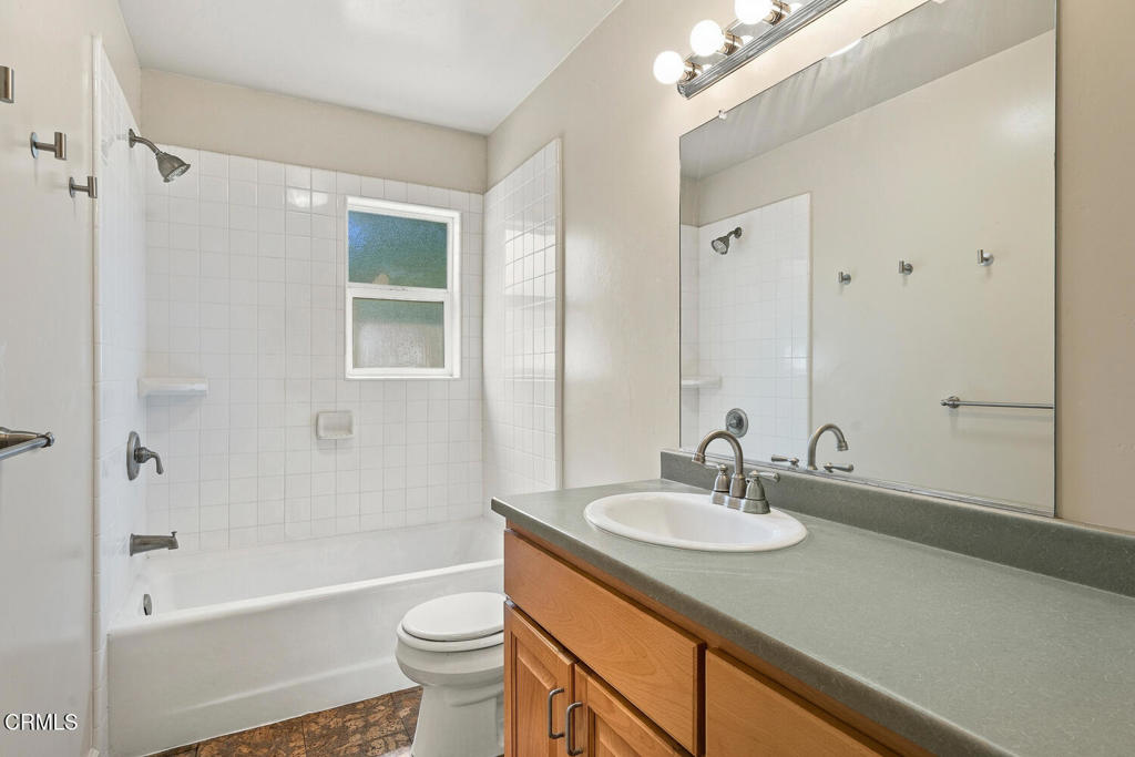 32800 Albion Ridge Road Albion, CA 95410 - Photo 11 of 27 Bathroom