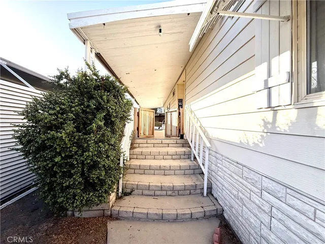 $199,990 | 2300 South Lewis Street, Unit 92, Anaheim, CA 92802