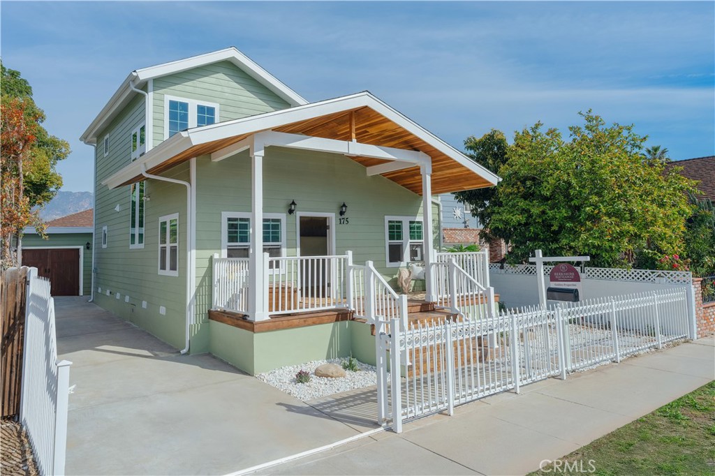 175 East Villa Street Pasadena, CA 91101 - Photo 2 of 28 Patio and patio eaves made with reclaimed Redwood.