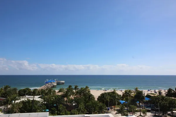 $2,000 | 133 North Pompano Beach Boulevard, Unit 606, Pompano Beach, FL 33062