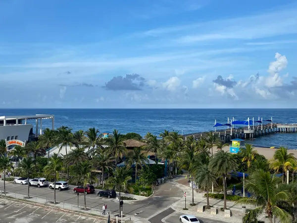 $2,000 | 133 North Pompano Beach Boulevard, Unit 606, Pompano Beach, FL 33062