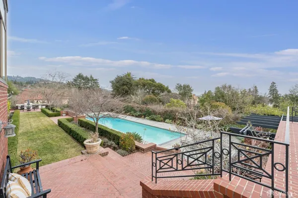 $8,000,000 | 62 A Farragut Avenue, Piedmont, CA 94610