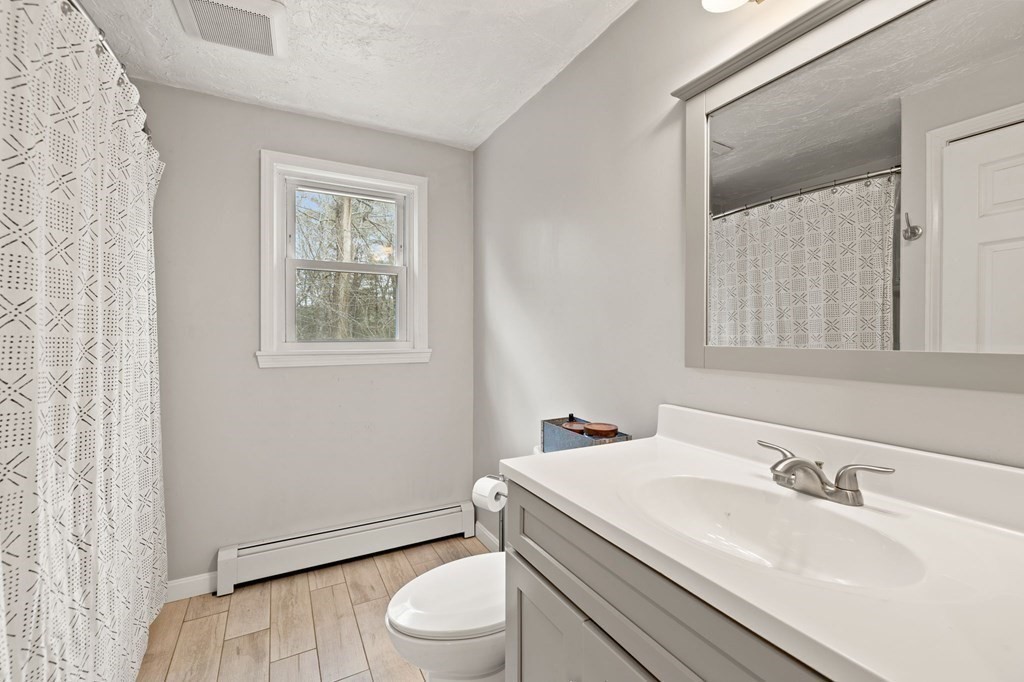 10 South Meadow Road Carver, MA 02330 - Photo 12 of 26 Gallery Image 12