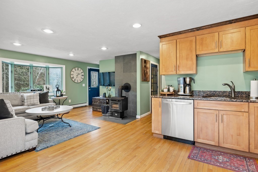 10 South Meadow Road Carver, MA 02330 - Photo 10 of 26 Gallery Image 10