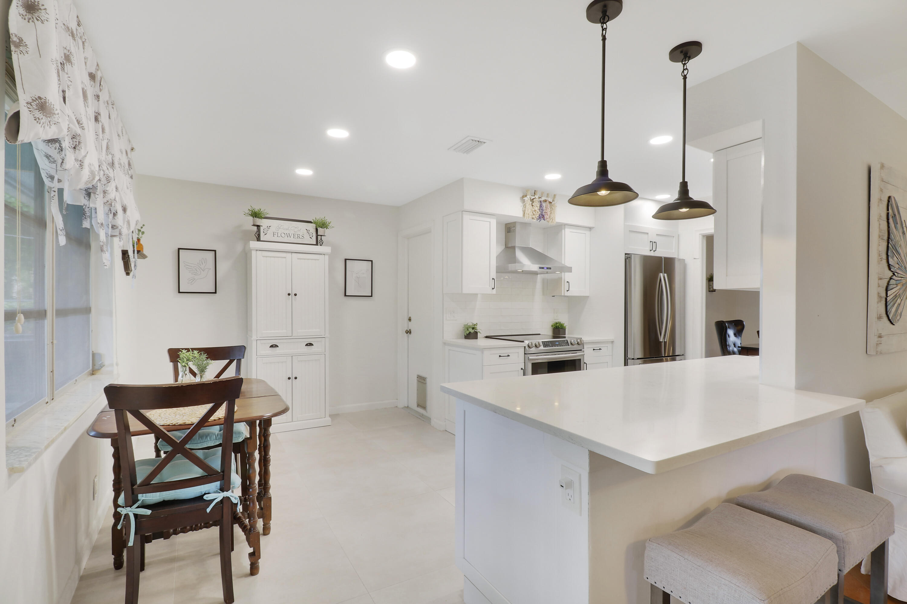 474 Dover Road Tequesta, FL 33469 - Photo 11 of 36 House1-11