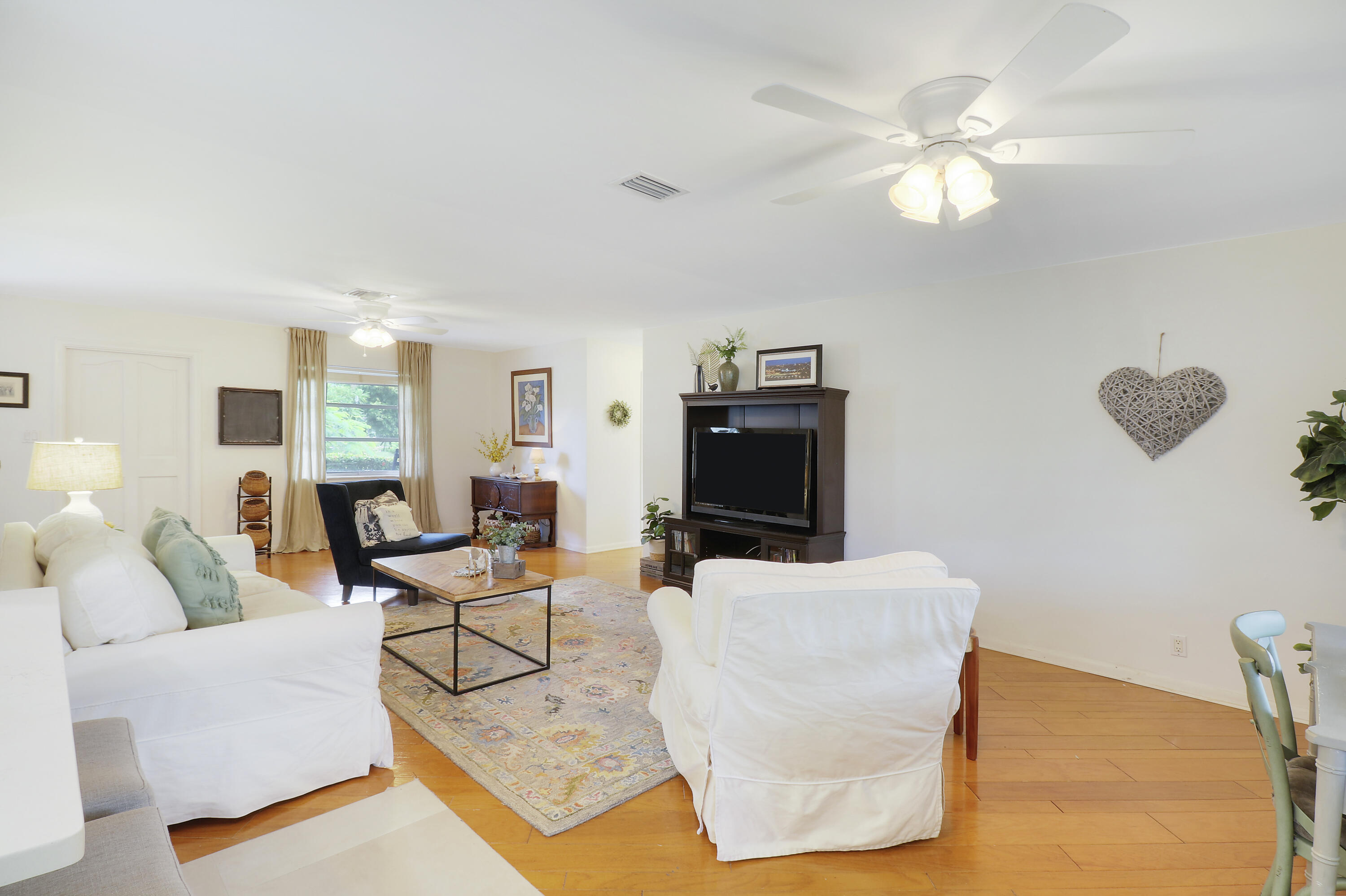 474 Dover Road Tequesta, FL 33469 - Photo 9 of 36 House1-9
