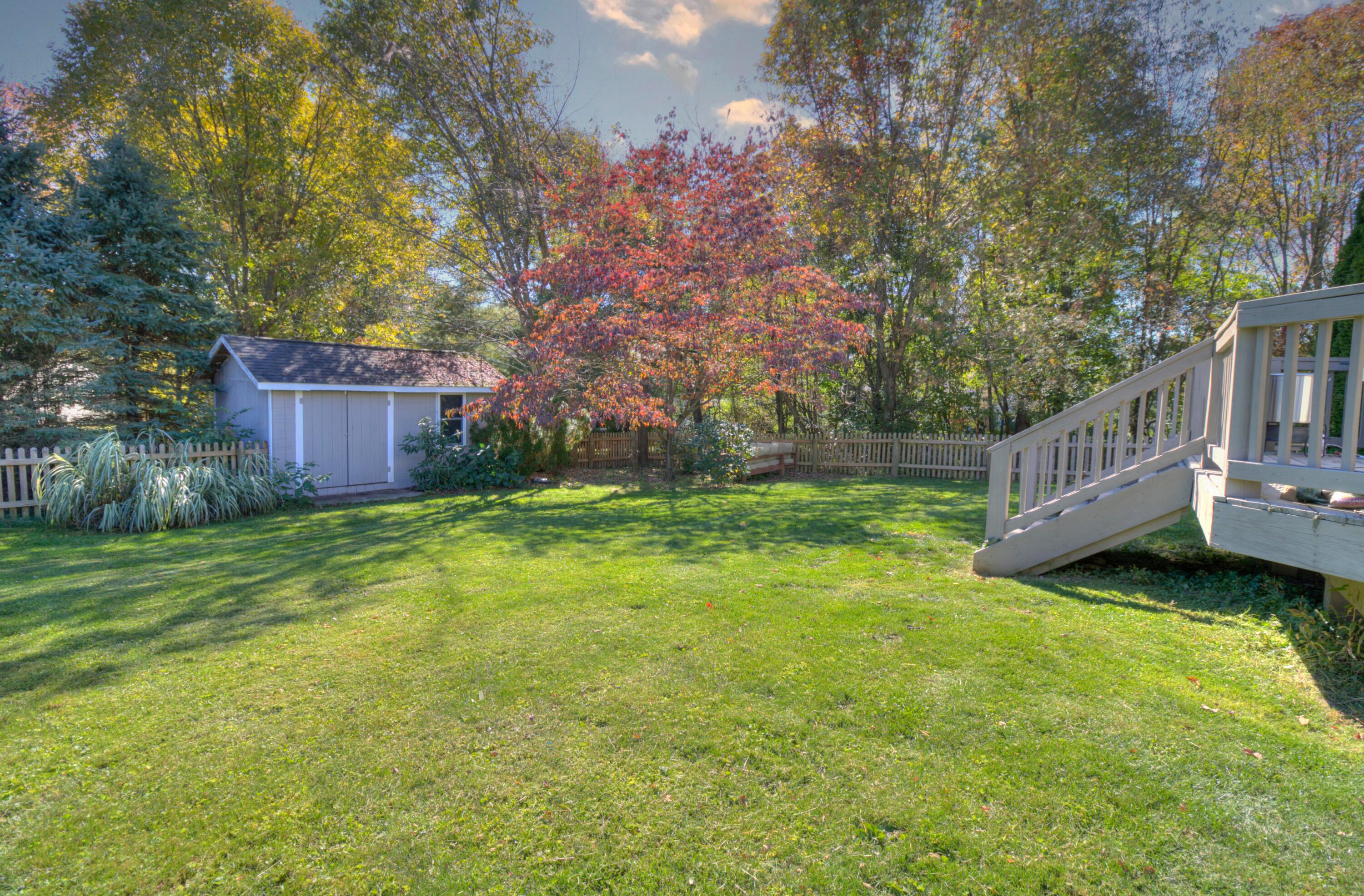 430 Ridgeland Drive Howard, OH 43028 - Photo 29 of 29 backyard