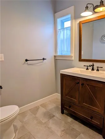 $779,000 | 347 Northeast County Road, Warrensburg, MO 64093