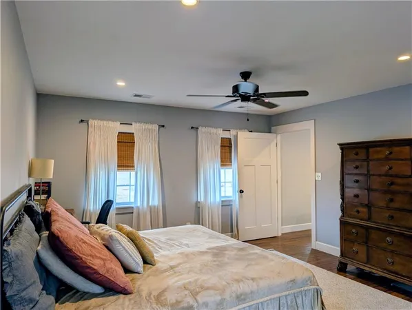 $779,000 | 347 Northeast County Road, Warrensburg, MO 64093