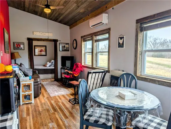 $779,000 | 347 Northeast County Road, Warrensburg, MO 64093