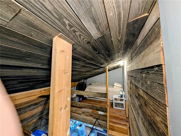 $779,000 | 347 Northeast County Road, Warrensburg, MO 64093