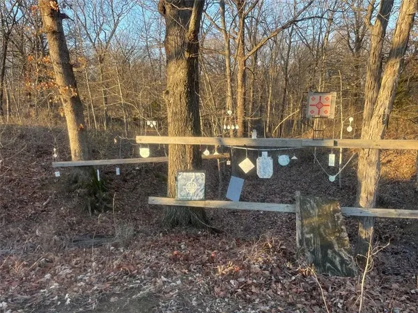 $779,000 | 347 Northeast County Road, Warrensburg, MO 64093