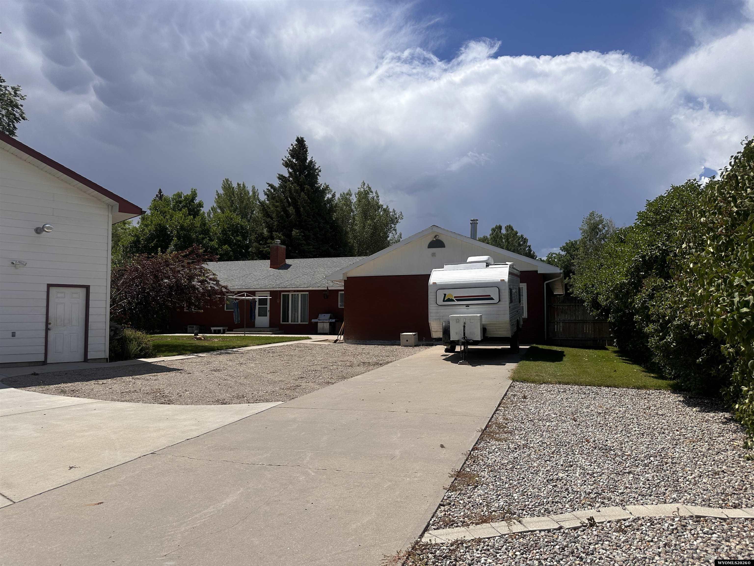 340 Shoshone Street Lander, WY 82520 - Photo 2 of 38