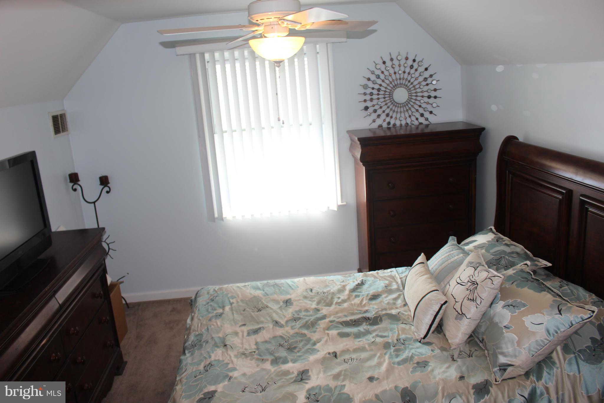 1707 Rita Road Baltimore, MD 21222 - Photo 15 of 20 2nd level bedroom