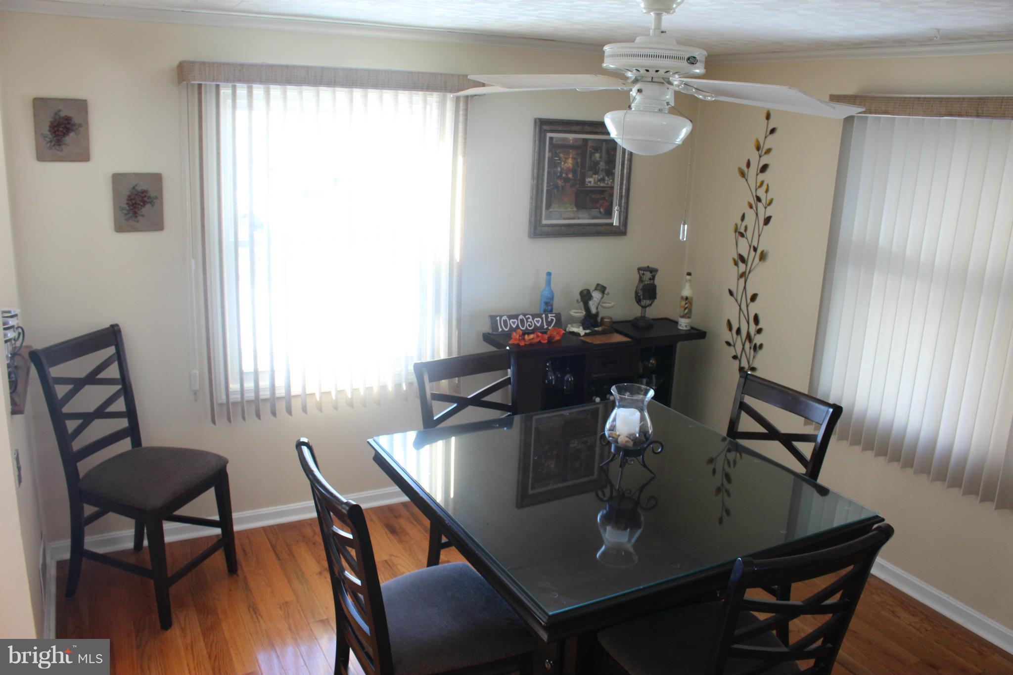 1707 Rita Road Baltimore, MD 21222 - Photo 9 of 20 cozy, open to living room