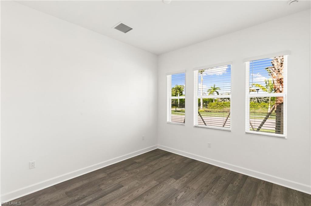 2924 Bloomfield Way Naples, FL 34112 - Photo 18 of 33