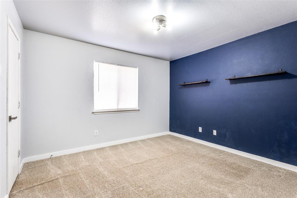 1409 Ash Street Anna, TX 75409 - Photo 15 of 20 secondary bedroom with walk in closet