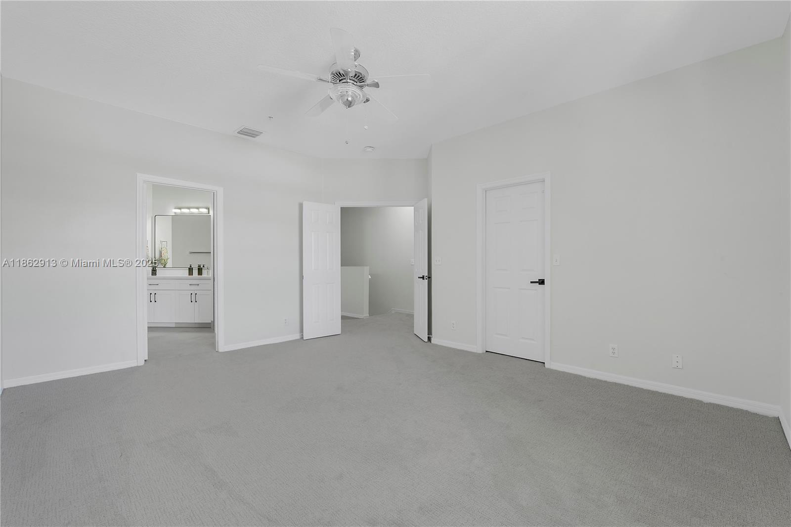 108 Lighthouse Circle, Unit E Tequesta, FL 33469 - Photo 17 of 34 a view of an empty room
